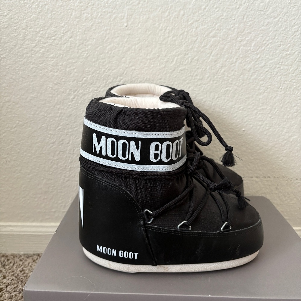 Icon Low Moon Boots